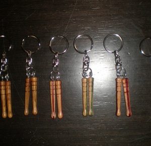 Llavero de palillos