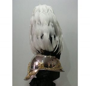 Casco con Plumas