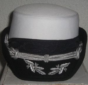 Gorro señorita plateado
